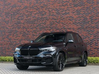 2019 BMW X5 45e IV (G05/G18), чёрный, 8400000 рублей, вид 3