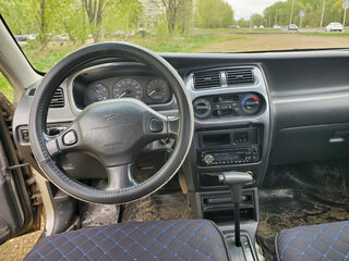 1999 Daihatsu Sirion I (M1), белый, 365000 рублей, вид 3