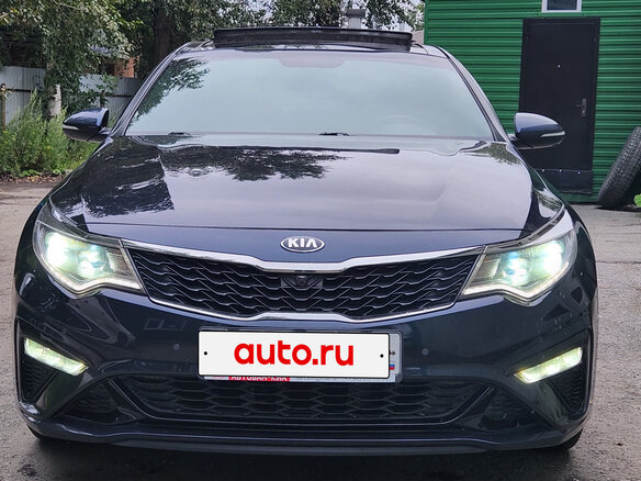 2018 Kia Optima IV Рестайлинг, синий, 2355000 рублей - вид 4