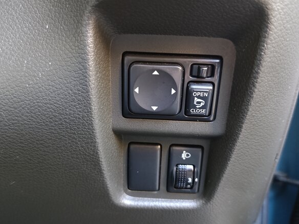 2011 Nissan Cube III (Z12), голубой, 720000 рублей - вид 12