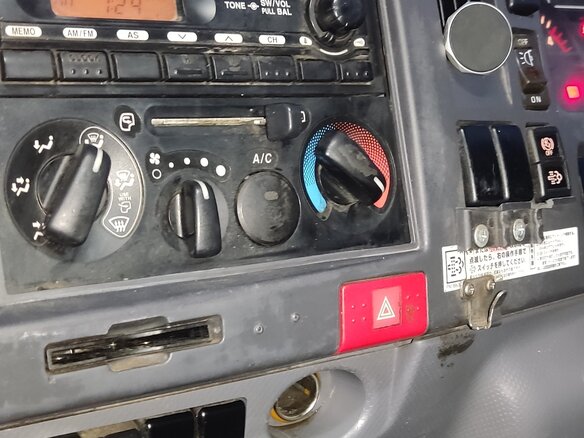 2008 Isuzu Elf (N-series), белый, 2200000 рублей - вид 17