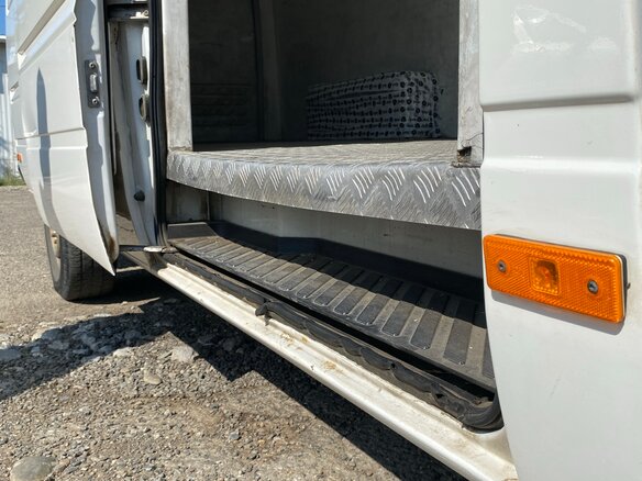2015 Mercedes-Benz Sprinter Classic, белый, 1600000 рублей - вид 19