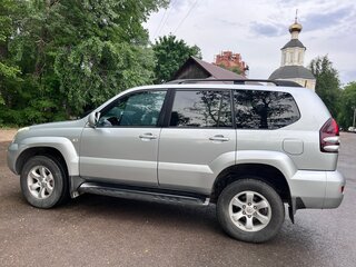 2007 Toyota Land Cruiser Prado 4-speed 120 Series Рестайлинг, серебристый, 1950000 рублей, вид 5