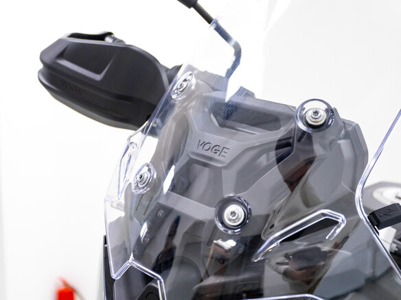 2026 Voge 900DSX, серебристый, 1033000 рублей - вид 23
