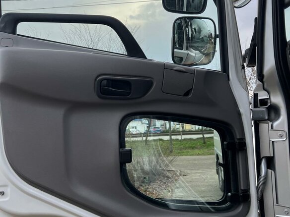 2015 Nissan Mixer, серебристый, 11000000 рублей - вид 33