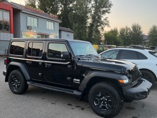 2021 Jeep Wrangler IV (JL), чёрный, 6900000 рублей, вид 2
