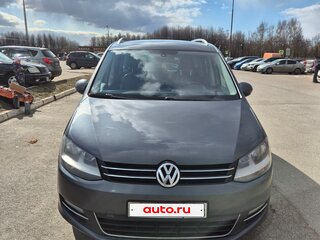 2010 Volkswagen Sharan II, серый, 1300000 рублей, вид 2