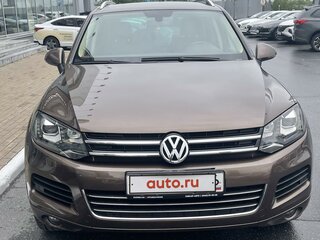 2014 Volkswagen Touareg II, коричневый, 3000000 рублей, вид 1