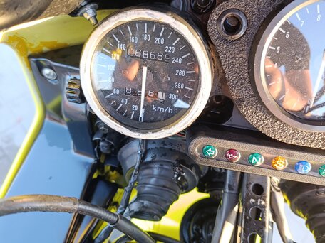 1997 Honda CBR 919RR Fireblade, жёлтый, 280000 рублей, вид 4