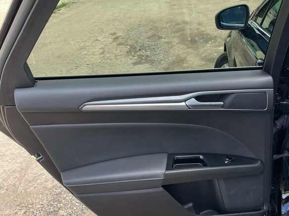 2018 Ford Mondeo V, чёрный, 730000 рублей - вид 9