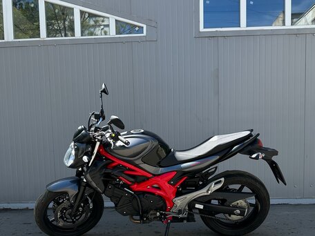 2014 Suzuki SFV 400 Gladius, чёрный, 410000 рублей, вид 2