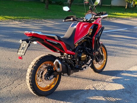 2025 Moto Morini X-CAPE, пурпурный, 699000 рублей, вид 4