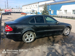 2003 Mercedes-Benz E-Класс 320 III (W211, S211), чёрный, 690000 рублей, вид 5