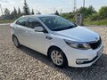 2017 Kia Rio III Рестайлинг, белый, 1100000 рублей - вид 2