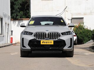 2025 BMW X6 40i III (G06) Рестайлинг, серый, 11737400 рублей, вид 4