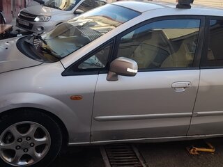 2002 Mazda Premacy I (CP), серебристый, 500000 рублей, вид 4
