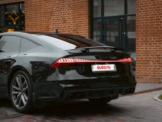 2021 Audi A7 55 TFSI II (4K), чёрный, 5790000 рублей, вид 3