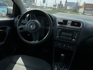 2011 Volkswagen Polo V, серебристый, 780000 рублей, вид 5
