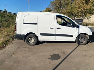 2017 Peugeot Partner II Рестайлинг 2, белый, 650000 рублей, вид 2