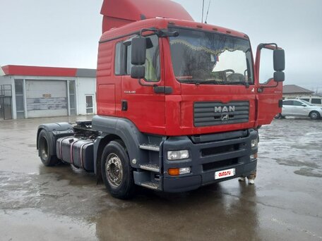 2008 MAN 18, красный, 1450000 рублей, вид 2