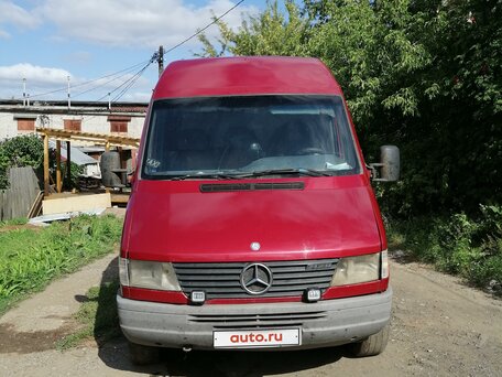1996 Mercedes-Benz Sprinter, красный, 600000 рублей, вид 2