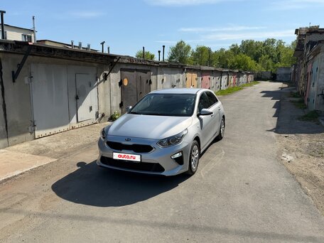 2020 Kia Ceed III, серый, 1670000 рублей, вид 5