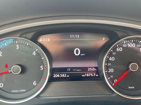 2010 Volkswagen Touareg II, чёрный, 2450000 рублей - вид 14