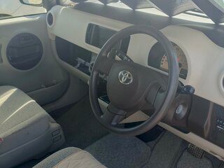 2010 Toyota Passo II (C30), бежевый, 749900 рублей, вид 4