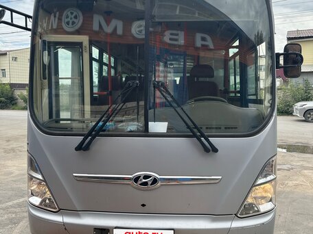 2013 Hyundai Aero City, серебристый, 2700000 рублей, вид 2