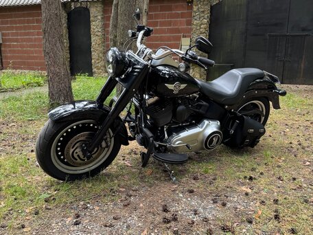 2012 Harley-Davidson Fat Boy, чёрный, 1250000 рублей, вид 4