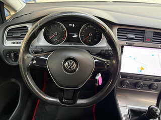 2013 Volkswagen Golf VII, чёрный, 740000 рублей, вид 5