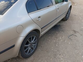 2005 Skoda Superb I, бежевый, 650000 рублей, вид 3