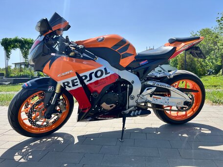 2013 Honda CBR 1000 RR/RA Fireblade, оранжевый, 1050000 рублей, вид 5