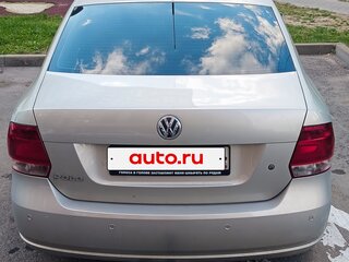 2011 Volkswagen Polo V, жёлтый, 660000 рублей, вид 4