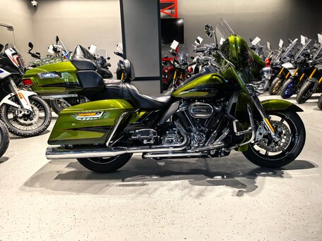 2017 Harley-Davidson CVO Limited, зелёный, 2100000 рублей, вид 1