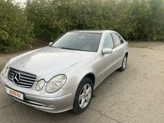2004 Mercedes-Benz E-Класс 200 III (W211, S211), серебристый, 850000 рублей, вид 1