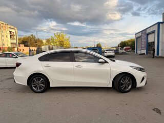 2021 Kia K3 II, белый, 1750000 рублей, вид 4