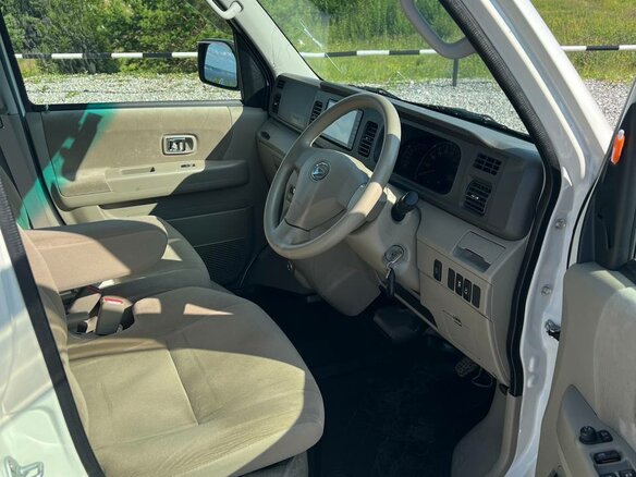 2013 Daihatsu Atrai V Рестайлинг, белый, 760000 рублей - вид 5