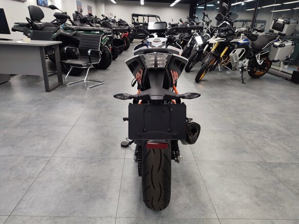 2021 KTM 390 Duke, белый, 517000 рублей - вид 7