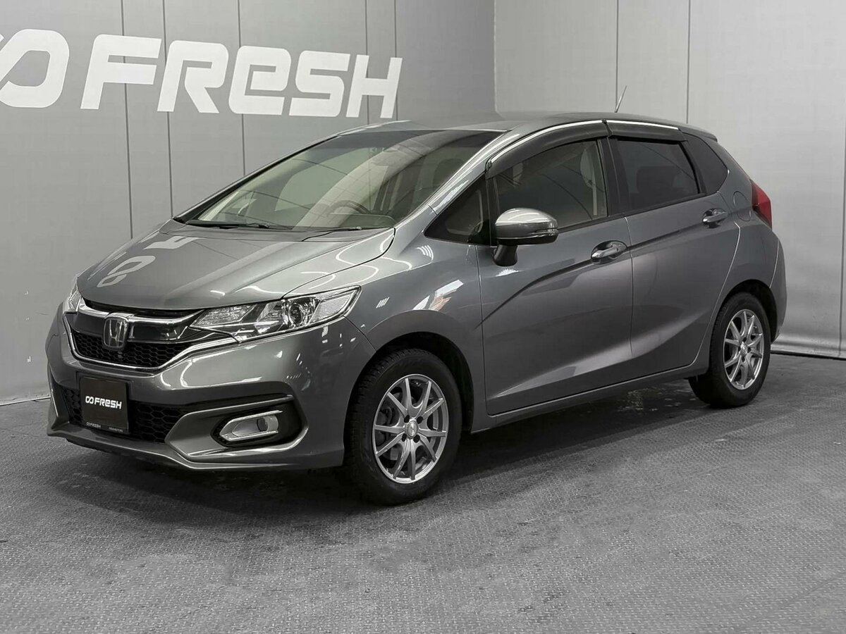 Открыть фотографии: Honda Fit III Рестайлинг