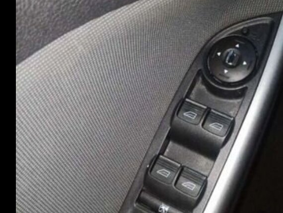 2013 Ford Focus III, белый, 850000 рублей - вид 10