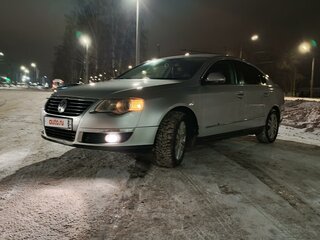 2008 Volkswagen Passat B6, серебристый, 630000 рублей, вид 1