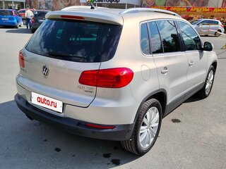 2013 Volkswagen Tiguan I Рестайлинг, серебристый, 1750000 рублей, вид 4