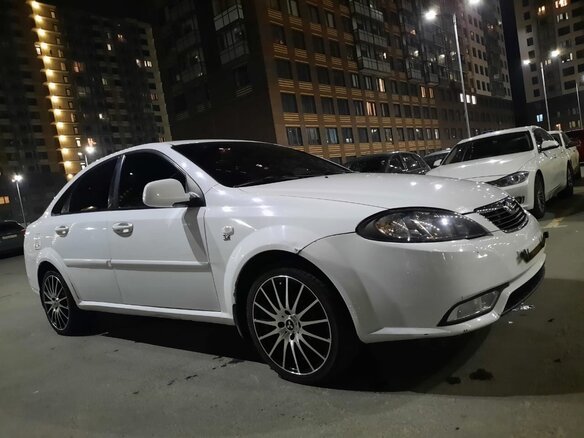 2014 Daewoo Gentra II, серый - вид 3