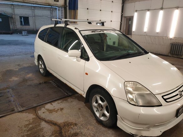 2000 Honda Stream I, белый, 400000 рублей - вид 2