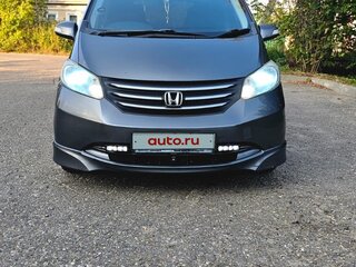 2010 Honda Freed I, серый, 730000 рублей, вид 3