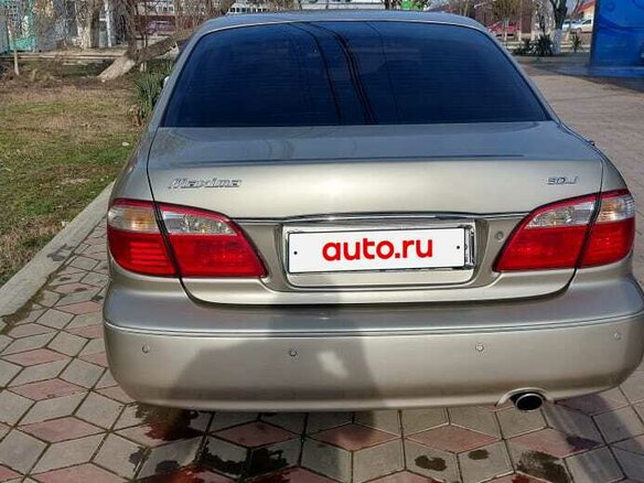2000 Nissan Maxima V (A33), бежевый, 500000 рублей - вид 5