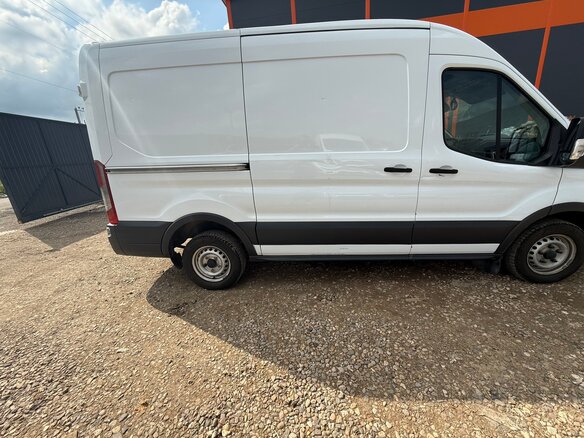 2018 Ford Transit, белый, 2500000 рублей - вид 2