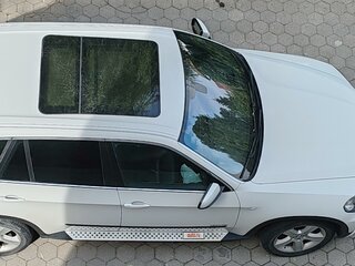 2009 BMW X5 4.8i II (E70), белый, 1699000 рублей, вид 1