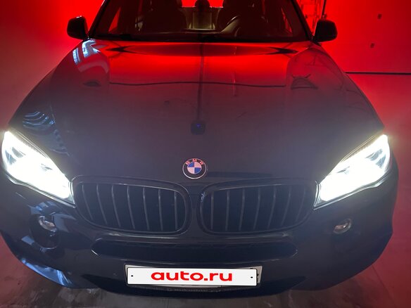 2017 BMW X5 30d III (F15), синий, 4000000 рублей - вид 16